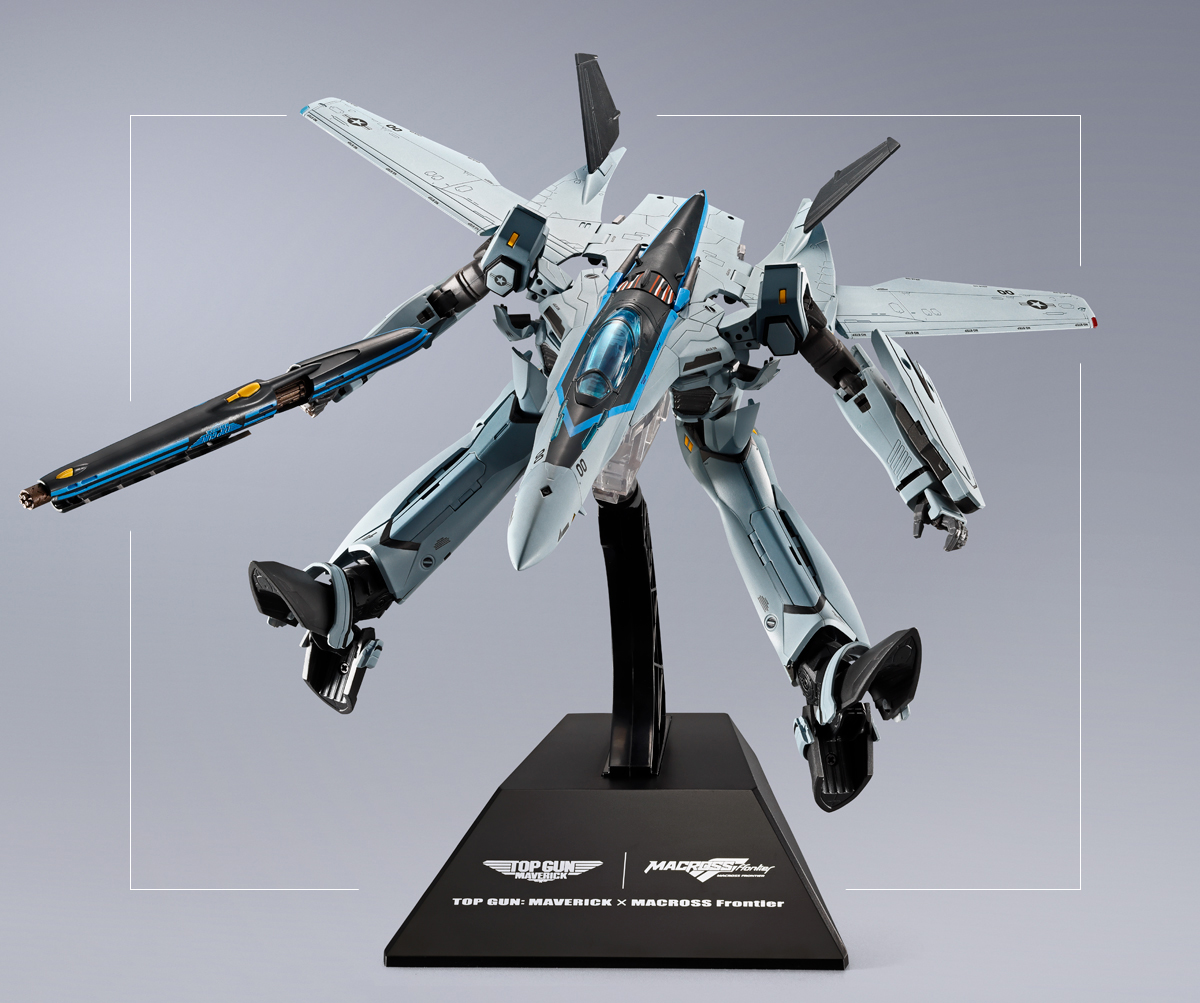 DX CHOGOKIN MACROSS FRONTIER X TOP GUN; MAVERICK VF-25 MESSIAH VALKYRIE TOP GUN; MAVERICK VER. - immagine 2