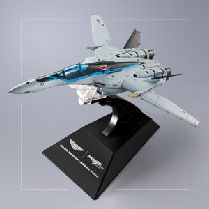 DX CHOGOKIN MACROSS FRONTIER X TOP GUN; MAVERICK VF-25 MESSIAH VALKYRIE TOP GUN; MAVERICK VER.